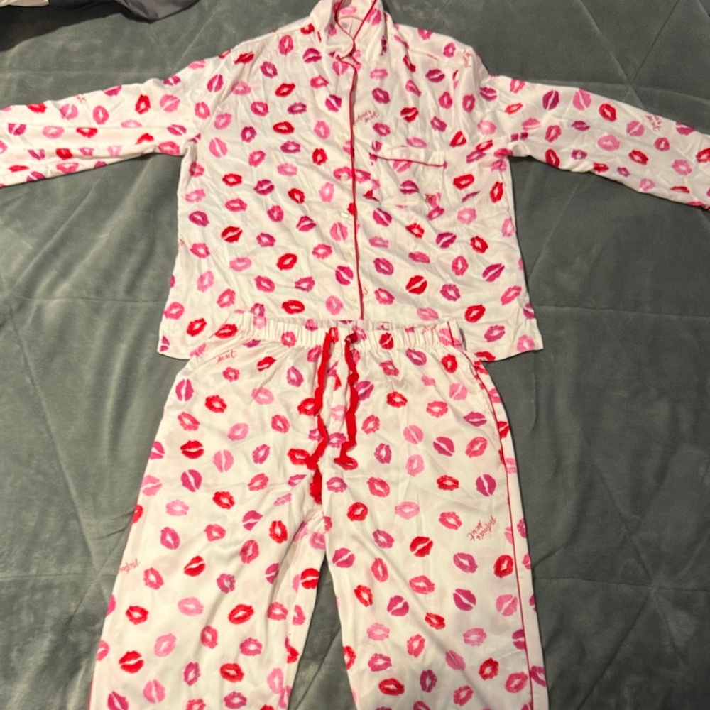Victoria's Secret Pink and Red Pajama Set
